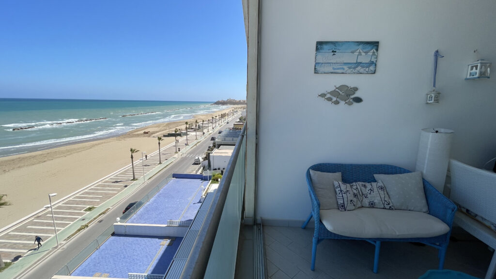 Appartamento con vista mare a Termoli, ultimo piano Facile Immobiliare