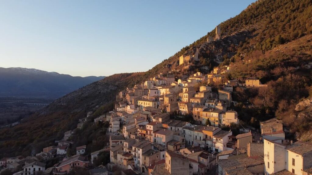 Roccacasale, Abruzzo, Italia