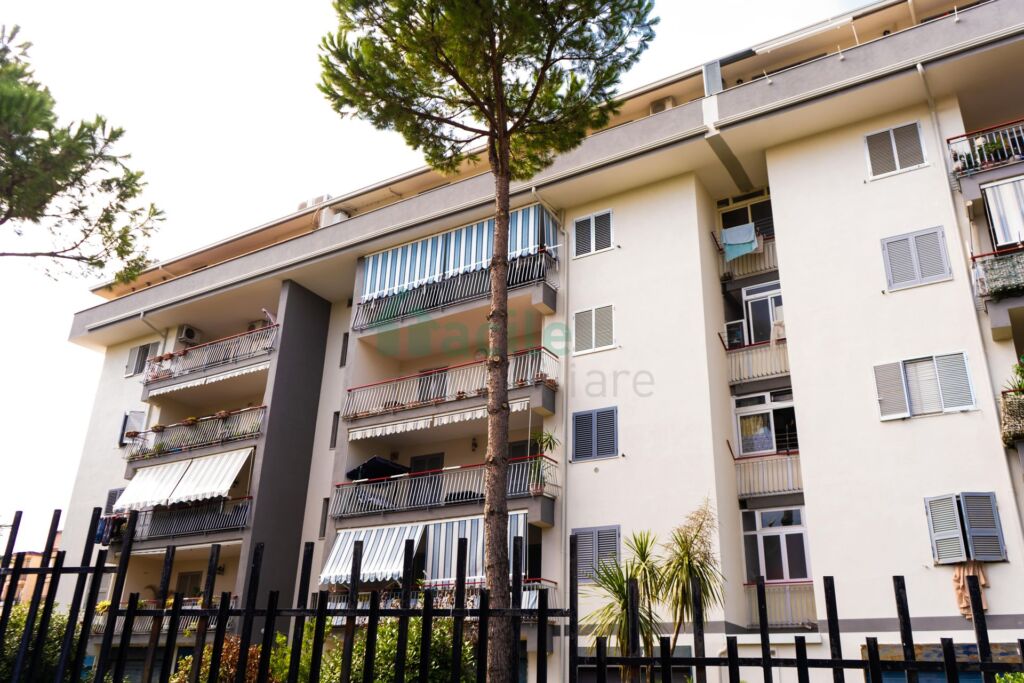 4 vani in vendita a Pollena Trocchia Ampia balconata Facile Immobiliare