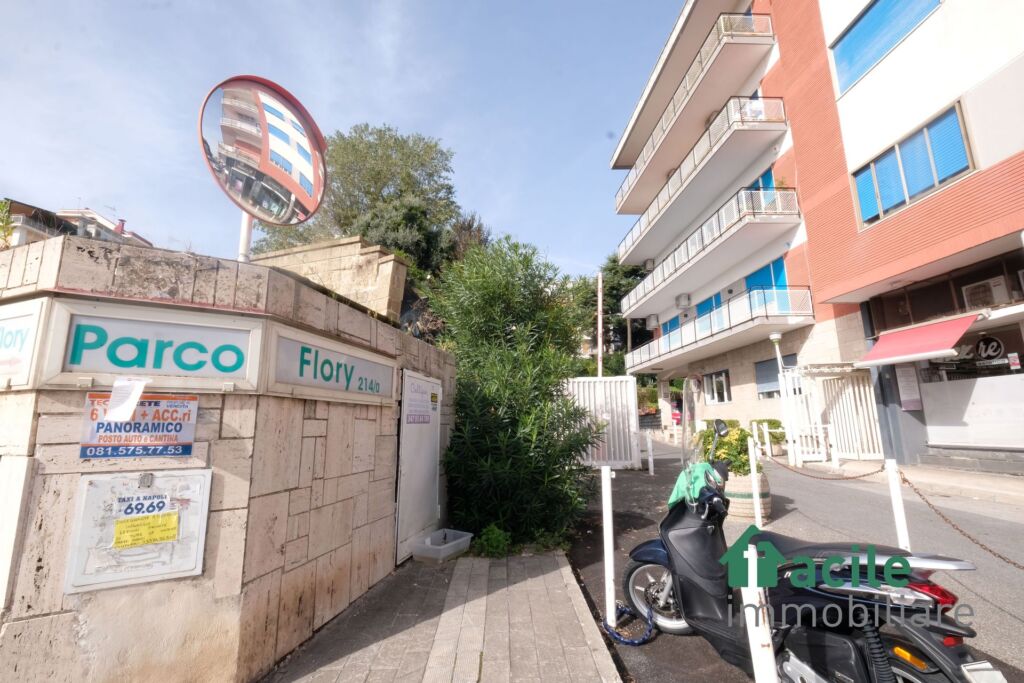 Appartamento in vendita Napoli, Parco Flory, ampio con vista panoramica Facile Immobiliare