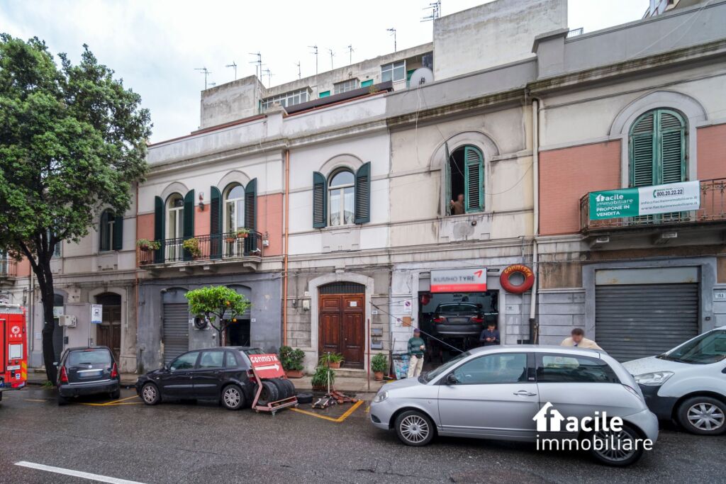 Appartamento in vendita a Messina in zona centrale Facile Immobiliare