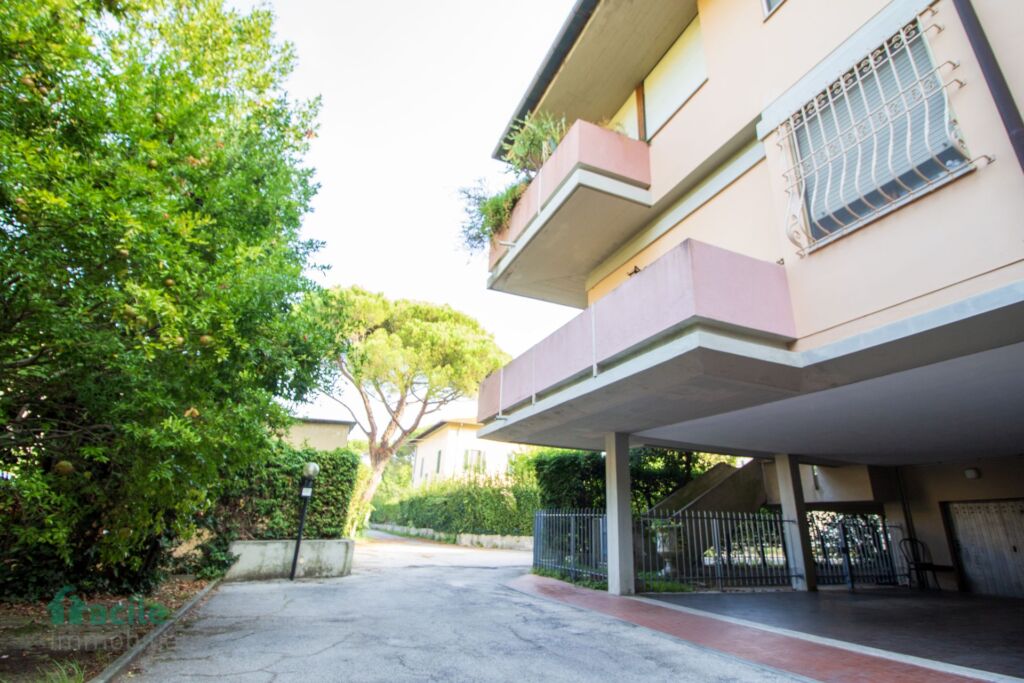 appartamento in vendita a Pisa ristrutturato con garage e posto auto Facile Immobiliare