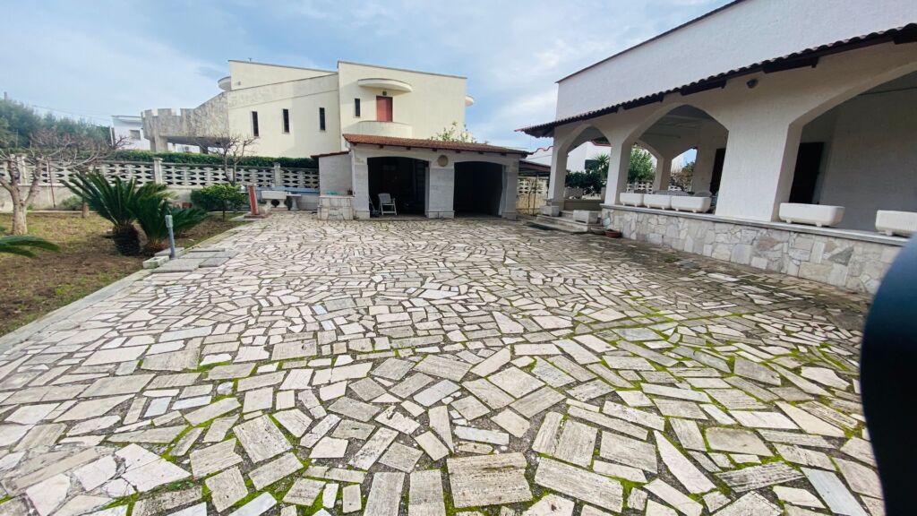 Villino in vendita a Porto Pirrone litoranea salentina Con Giardino Facile Immobiliare