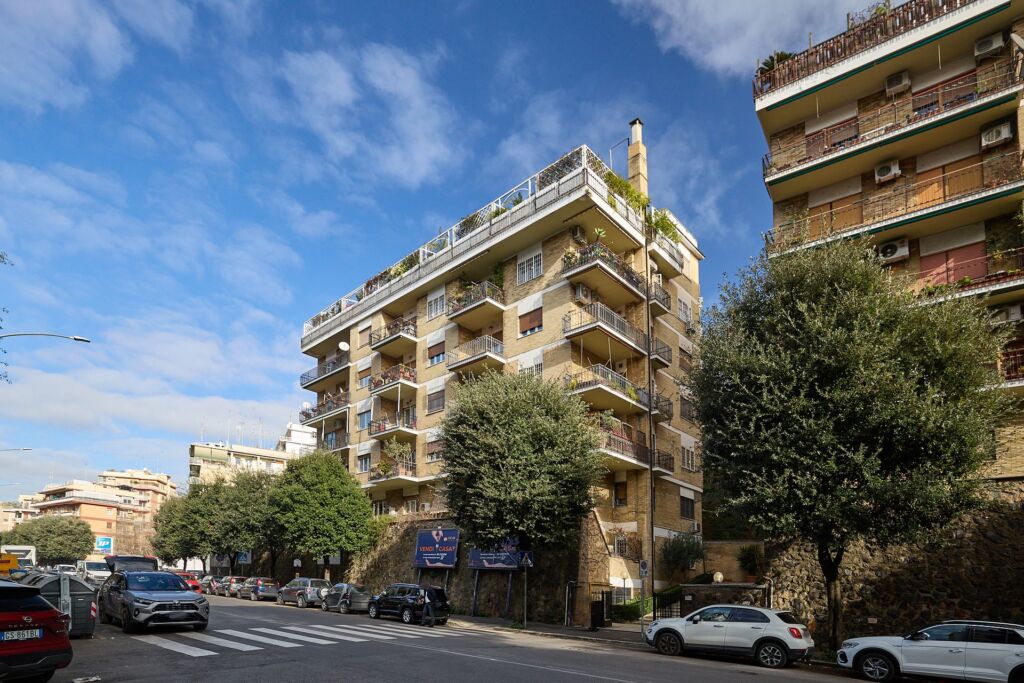 APPARTAMENTO in vendita a MONTEVERDE NUOVO 148MQ - CON CANTINA Facile Immobiliare