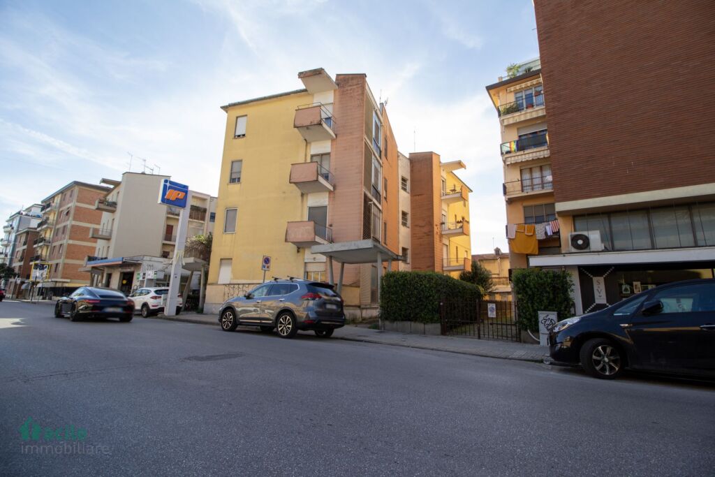 Appartamento in vendita a S.Giusto Terrazzo abitabile Facile Immobiliare