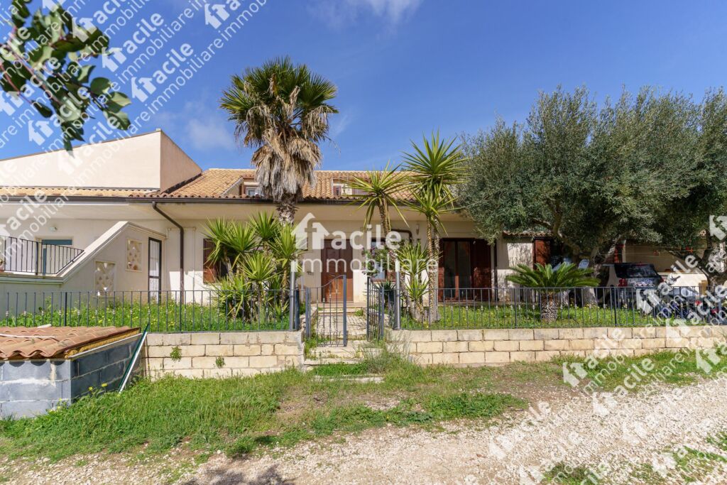 Appartamento in vendita a Fontana Nova Marina di Ragusa mq 75 Facile Immobiliare