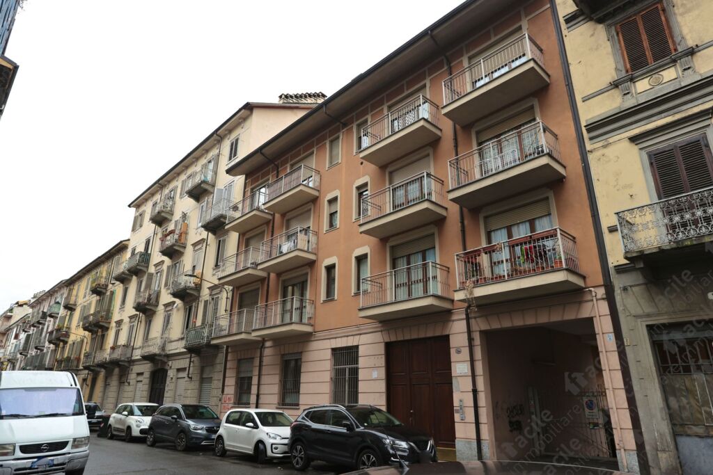 Bilocale in vendita a Via Cuneo 2 Torino Recente Costruzione Facile Immobiliare