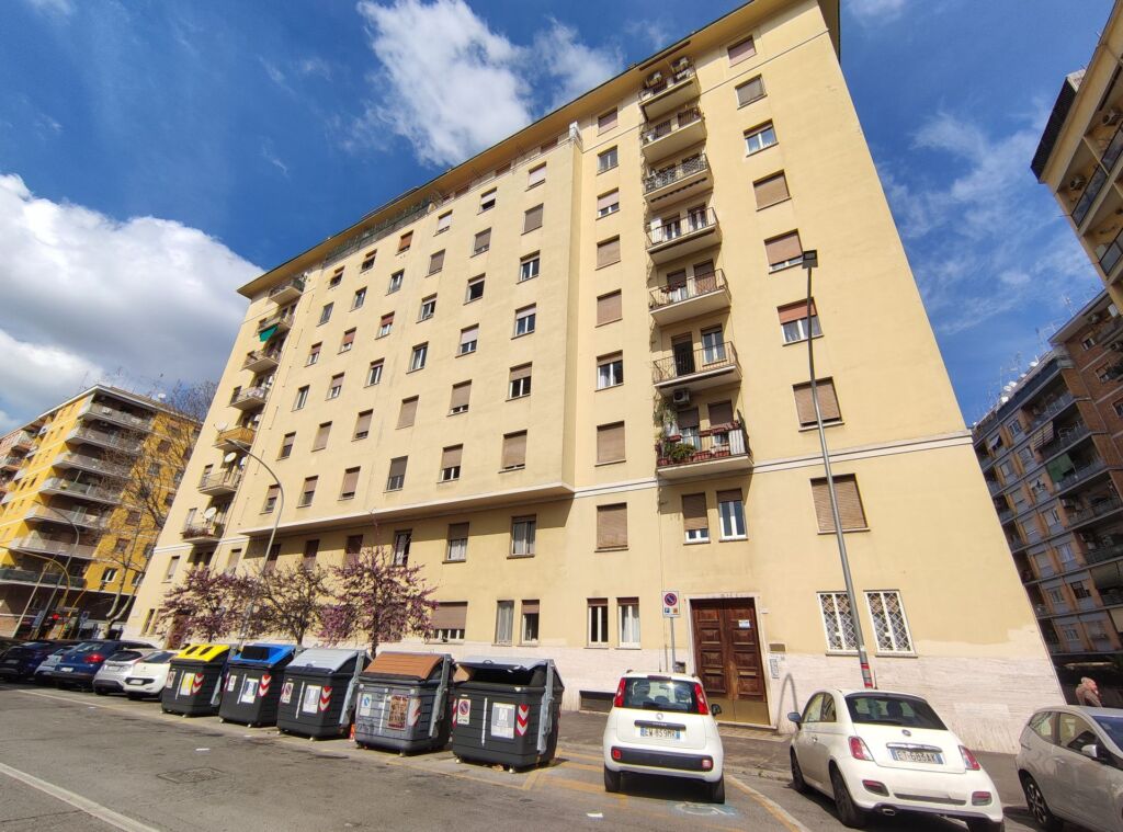 APPARTAMENTO in vendita a ROMA QUARTIERE MARCONI Facile Immobiliare